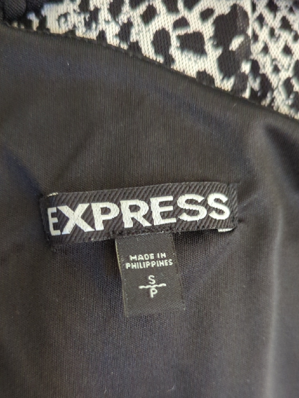 Express Y2K Black & Gray Python Print Halter Maxi Dress Size Small - Picture 7 of 10